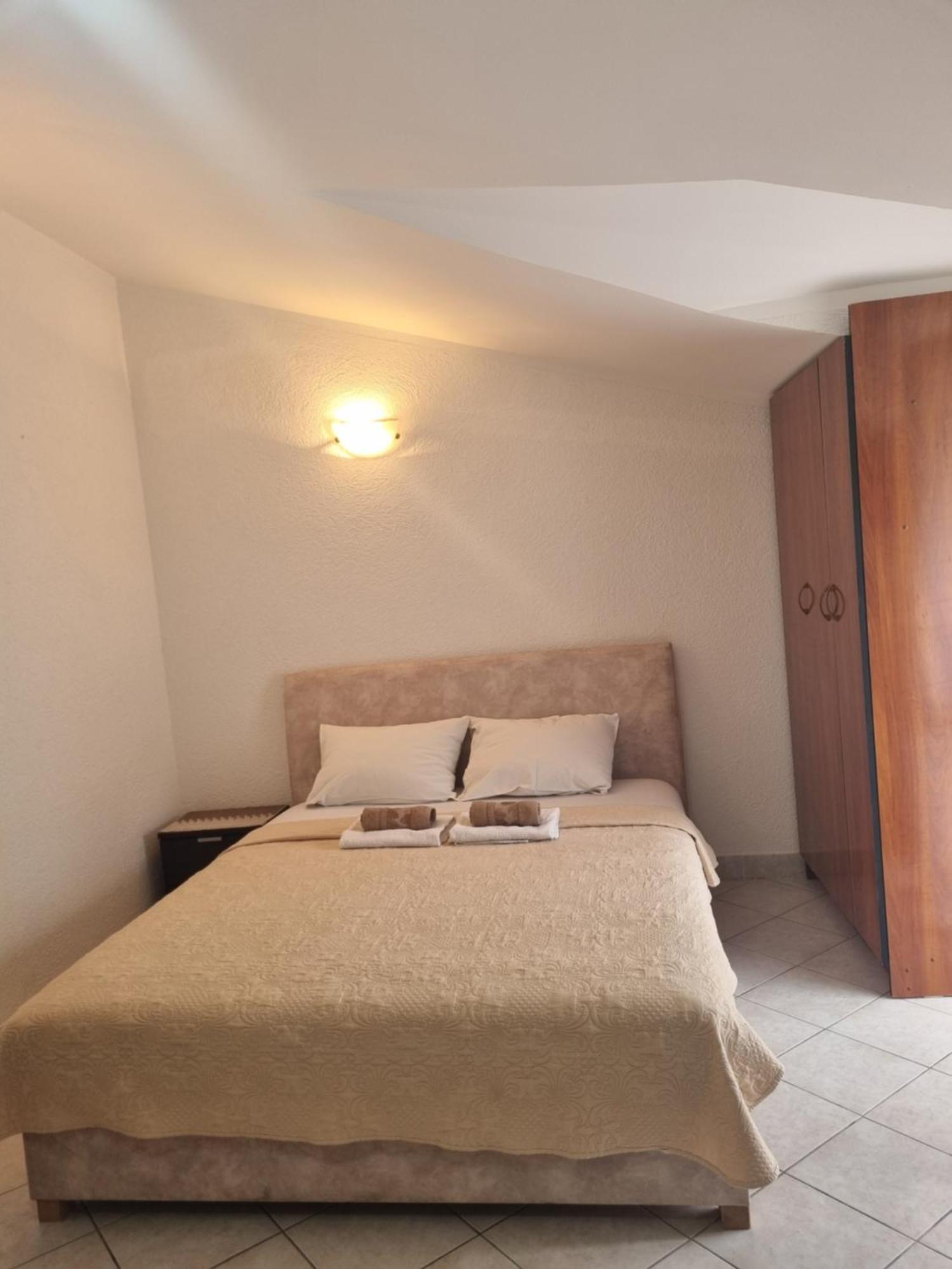 Apartmani Mihailovic Budva Oda fotoğraf